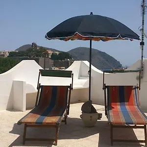 villa-alba-chiara-lipari-isola-lipari.sicilyhotelsitaly.net/